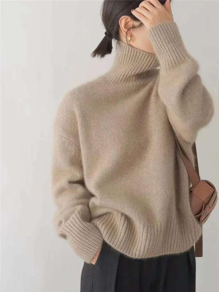 Lana - Slim Cut Merino Wool Sweater - Khaki