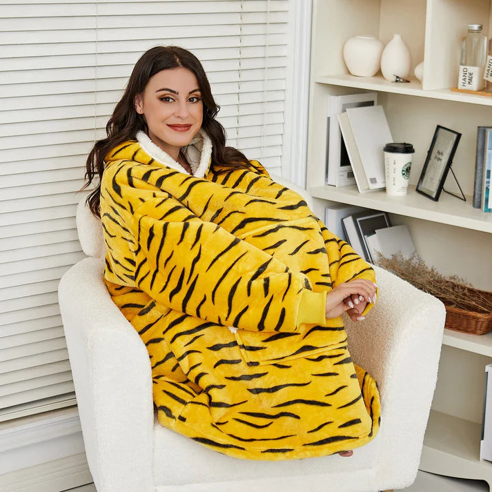 Angela - Soft Comfy Blanket with Hoodie Tiger
