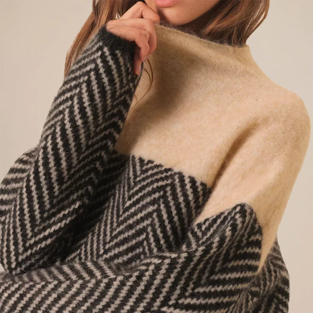 Sophia - Merino Wool Turtleneck Sweater Beige
